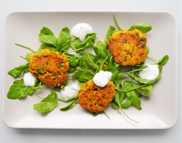 Indian-spiced millet fritters / Indijski popečci od prosa / Hirssipihvit intialaisittain