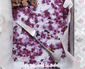 Banana Blueberry Oatmeal Bake