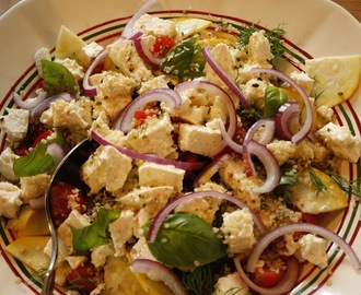 Fetaostsalat