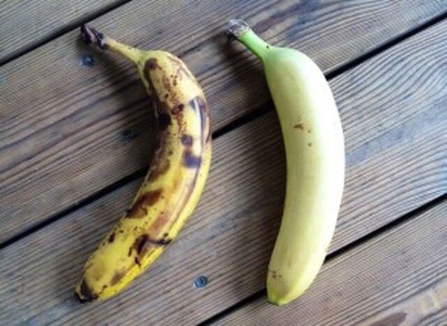 Bananer i lange baner.