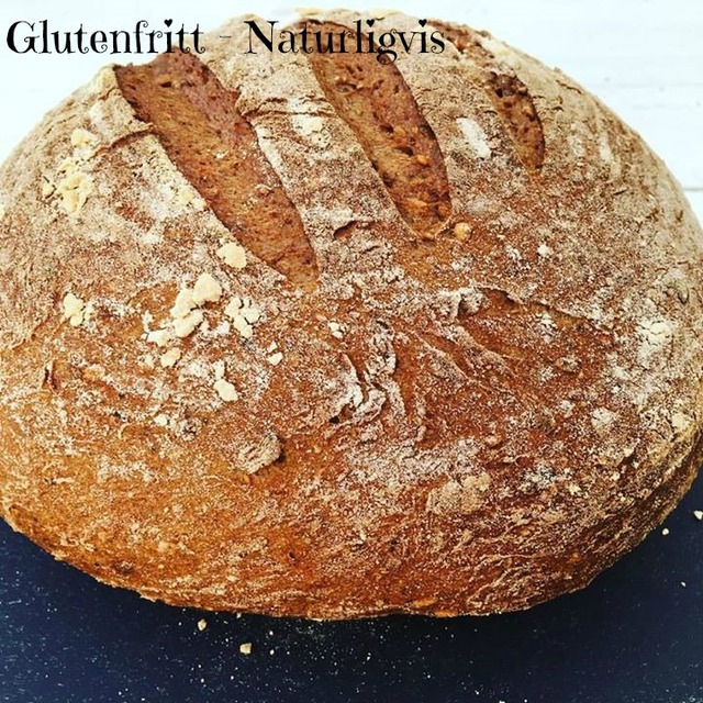 Premium glutenfritt bokhvetebrød med chiafrø og teffmel