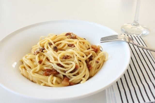 Kremet pasta carbonara uten fløte