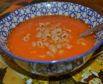 Hjemmelaget tomatsuppe