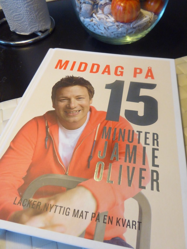 Jamie Olivers fläskbiffar i rökig paprikasås