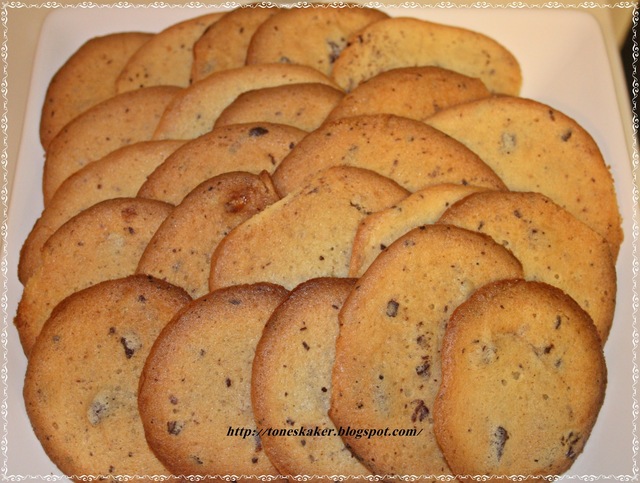 Tone farlig gode cookies med chocolatchip and caramelfudge!!