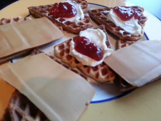 Raske proteinvafler til både frokost, lunsj, middag, kaffen og kveldsmaten