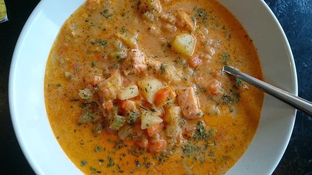 RUSSISK LAKSESUPPE