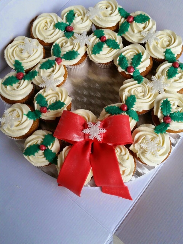 Gi en Julekrans av cupcakes