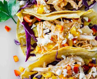 Healthy Sriracha Shredded Chicken Tacos