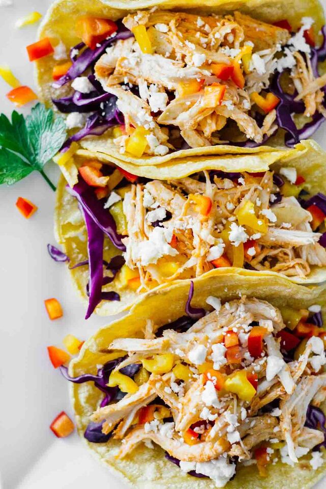 Healthy Sriracha Shredded Chicken Tacos