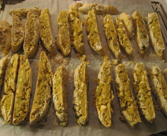 Biscotti.