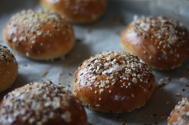 Hjemmelaget hamburgerbrød