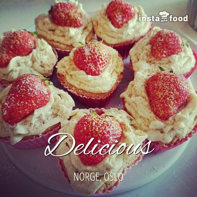 Jordbærcupcakes – I love baking <3