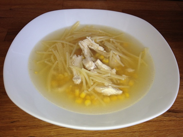 Kyllingsuppe (Chicken noodle soup)