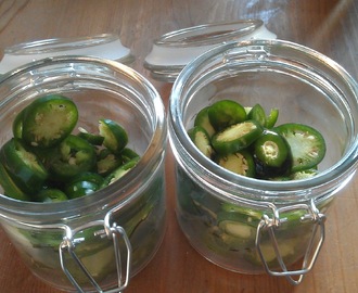 Syltede jalapeños.