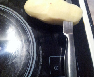Bakt potet i ovnen, uten aluminiumsfolie.