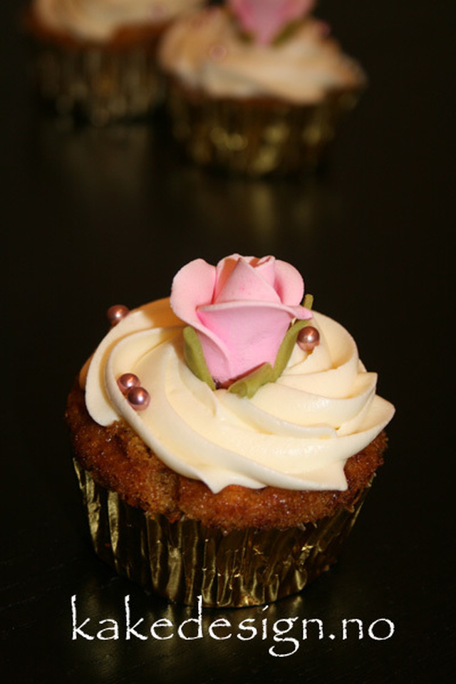 cupcakes med roser