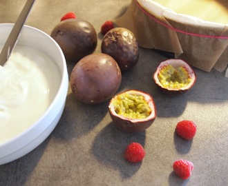 En litt sunnere pasjonsfrukt- og yoghurtkake