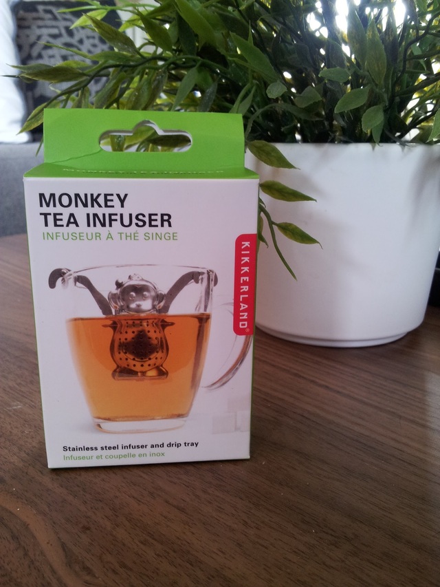 Monkey for tea