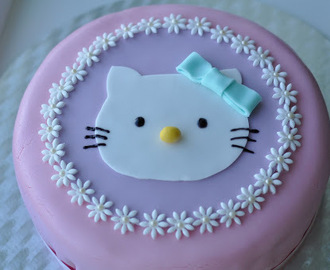 Hello Kitty kake...
