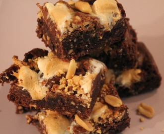 Rocky road kake