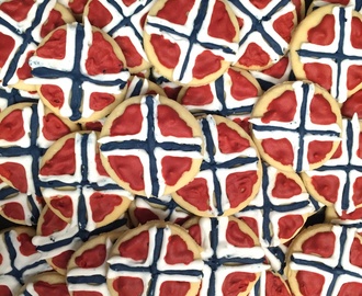 17 mai cookies i rødt, hvitt og blått