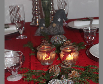 Pyntet bord til jul...