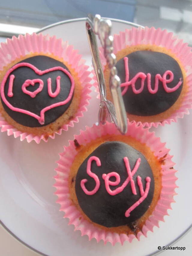 Love sexy valentines Cupcakes