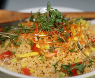 Couscous med tandorismak og friske grønnsaker