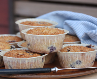 Blåbærmuffins med hvit sjokolade og kokos