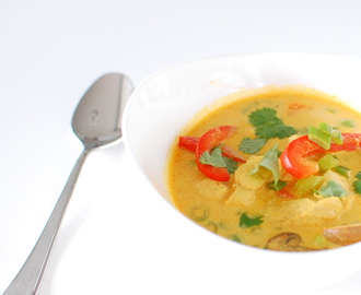 Kyllingsuppe med curry