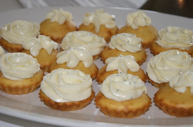 Cupcakes med vaniljeglasur