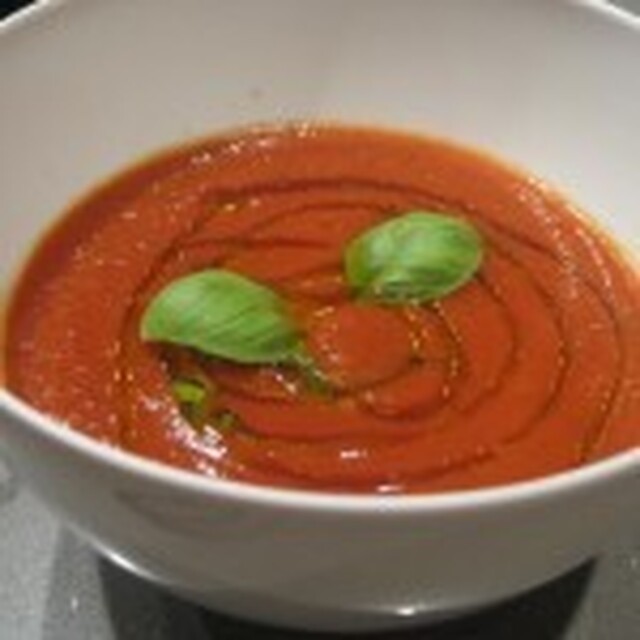 Enkel og spicy tomatsuppe