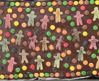Langpanne sjokoladekake med glasur