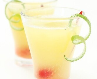 Key Largo Chill: 2 Oz. Pineapple Juice. 2 Oz. Coconut Water. 1 Oz White Rum. 2 Oz Spiced Rum.