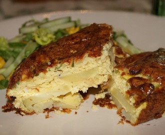 Omelett med nypoteter, parmesan og vårløk