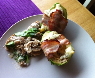 Anette`s ovnsbakte avokado med edelost og bacon