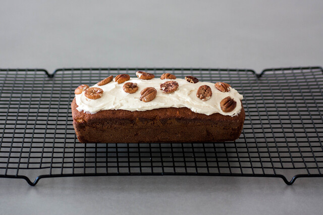 Banana bread with maple syrup frosting