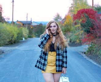 OUTFIT: Yellow Leather Skirt