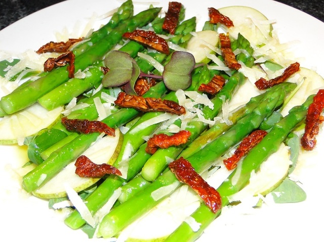 Asparges-salat