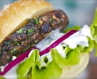 Aromatiske (veganske) Portobelloburgere med urter- perfekt middag for alle soppentusiaster