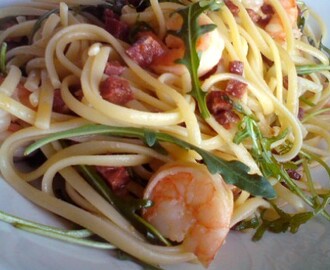 Spagetti med chorizostekte scampi