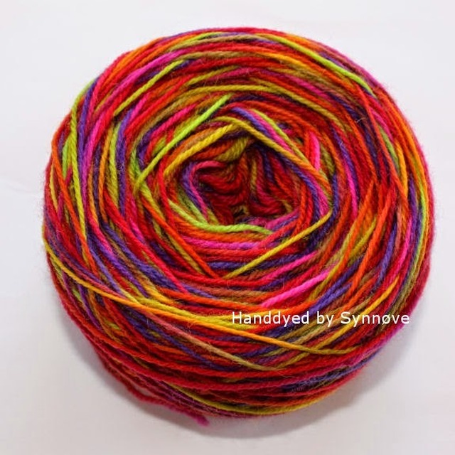 Dyeing yarn/ farging av garn