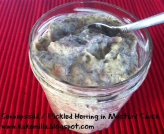 Sennepssild / Pickled Herring in Mustard Sauce
