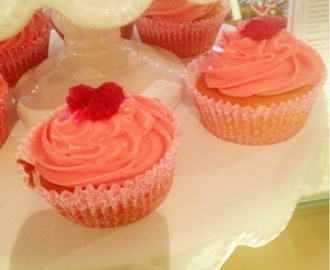 Rosa cup cake