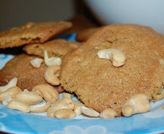 Cashew cookies