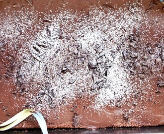 Sjokoladekake i langpanne