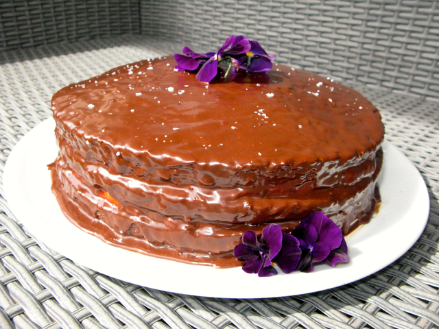 Chocolate peanut cake