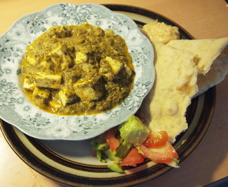 Palak Paneer (Nord-indisk spinat- og ostecurry)