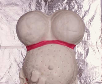 Pregnant Belly Cake